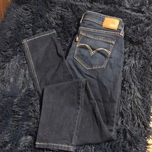 New without tags ladies Levi’s jeans